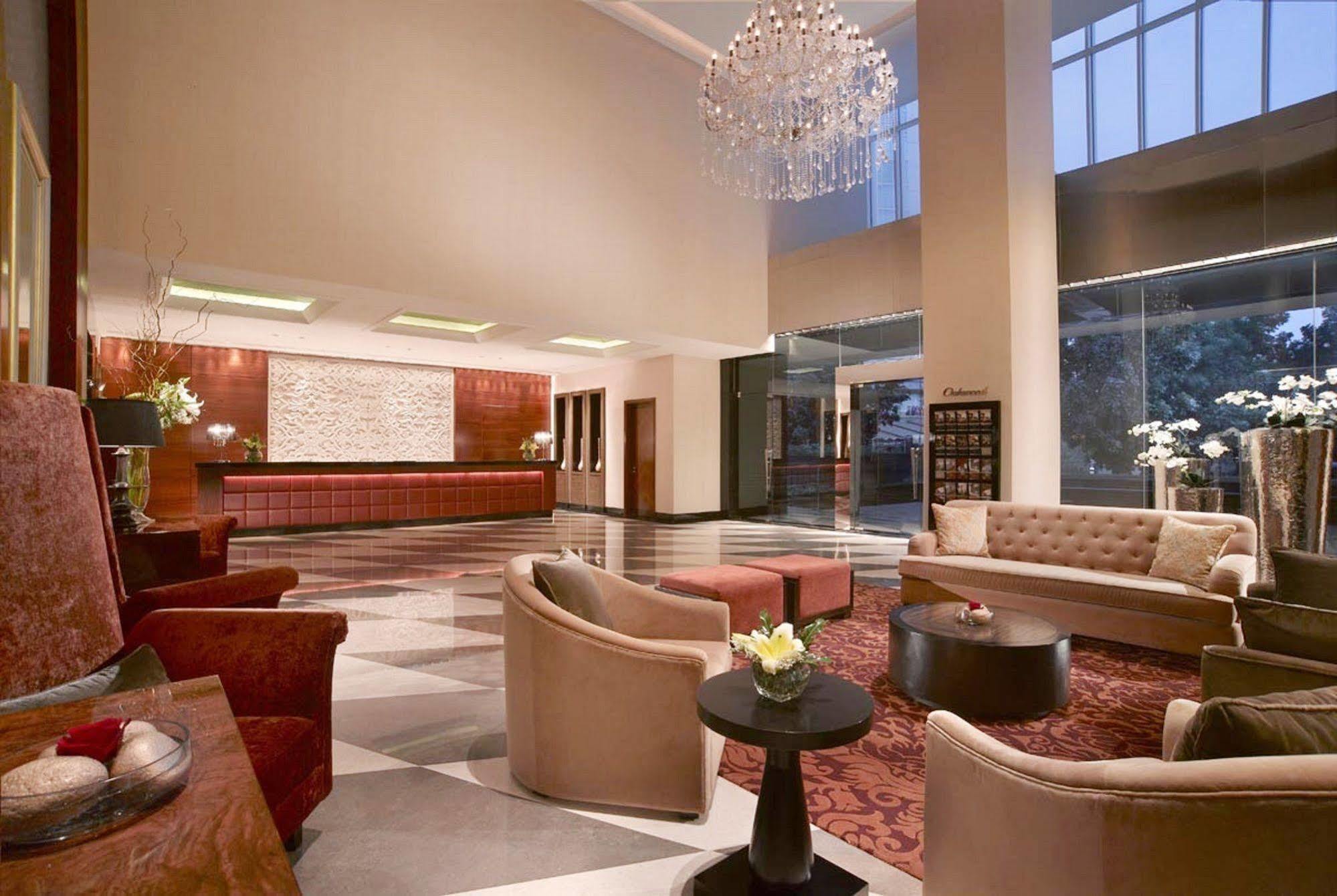 Oakwood Premier Cozmo Джакарта Екстер'єр фото